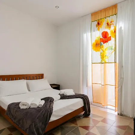 Palazzo Vignola By Apulia Apartment