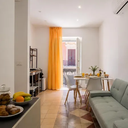 Palazzo Vignola By Apulia Apartment *