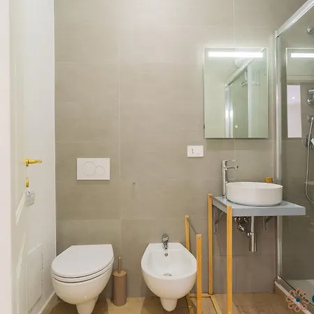 Palazzo Vignola By Apulia Apartment