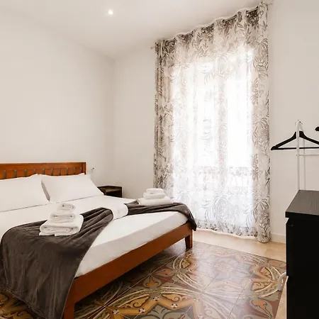 Apartment Palazzo Vignola By Apulia Bari