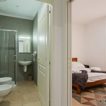 Palazzo Vignola By Apulia Apartment *